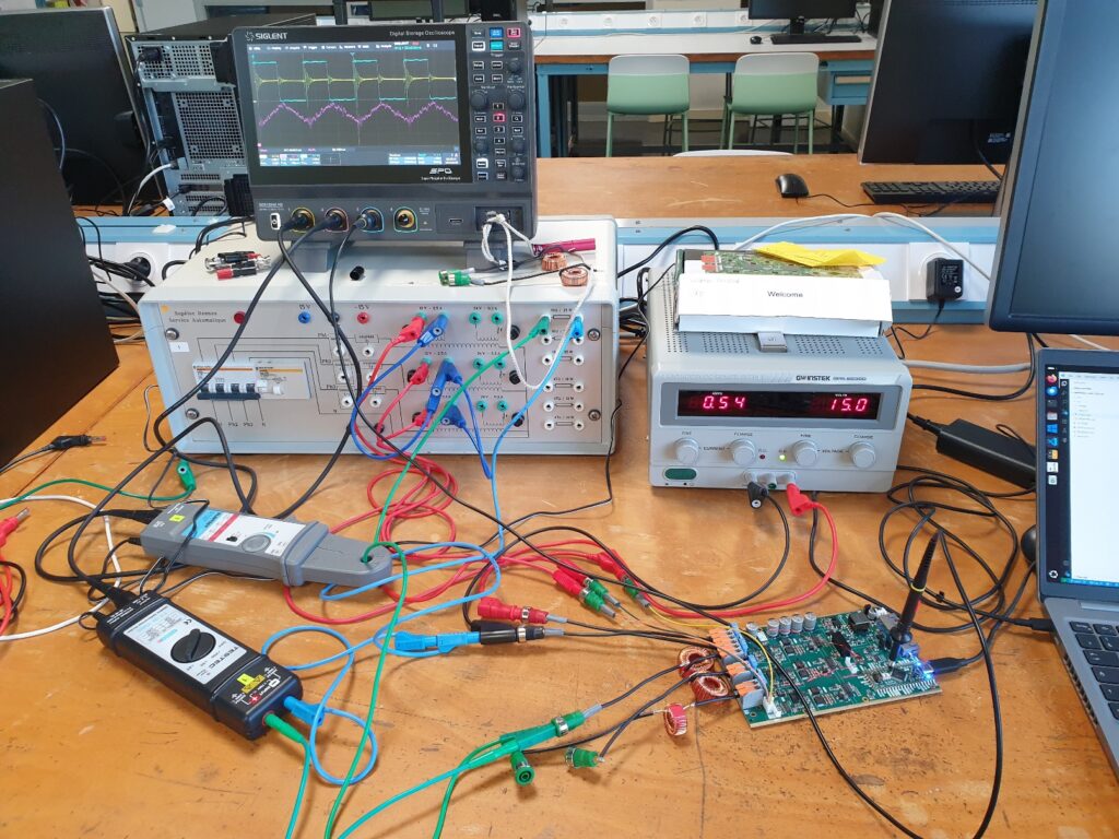Photos de manip de TP électronique de puissance (conversion DC/DC)